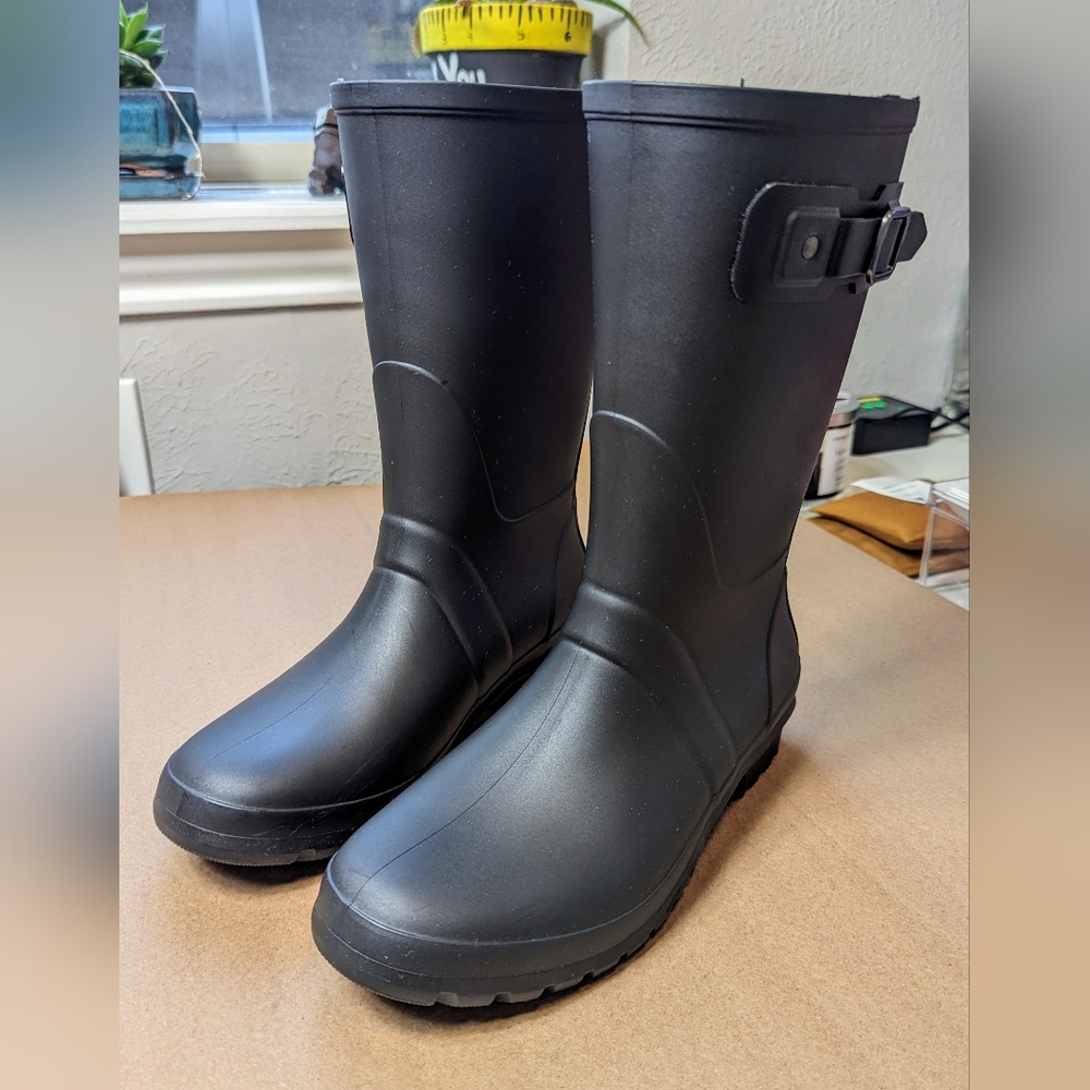 ALDO Rain Boots (Size 7.5)